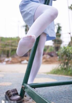 妞妞婷婷基地_高清免费电影观看