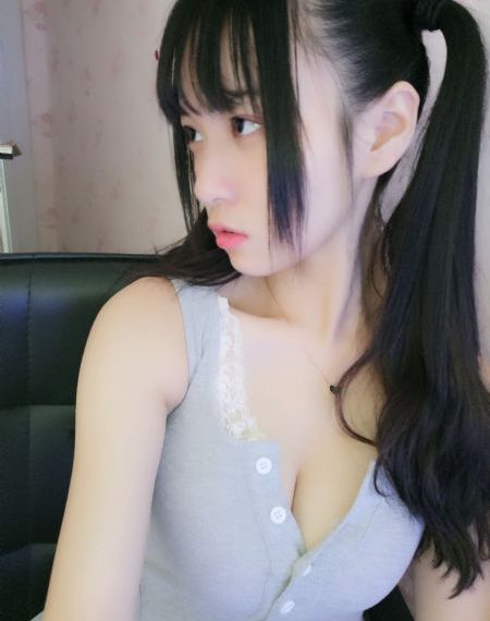小小水蜜桃在线播放_BD英语天堂在线