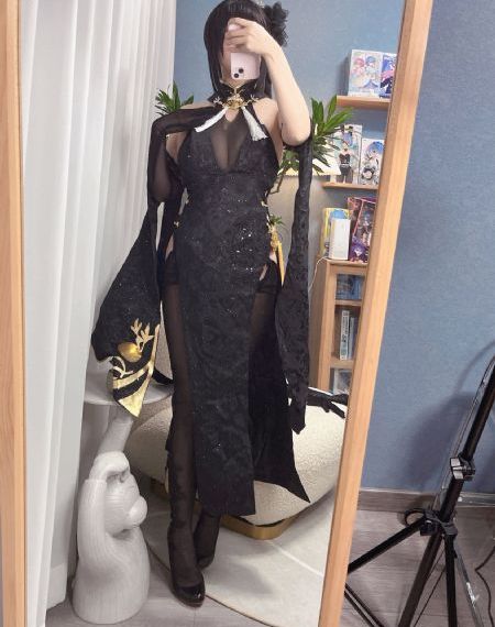 女警官扯掉乳罩揉搓双乳小说_超清BD在线观看