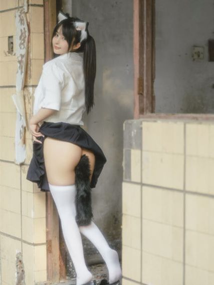 公交车被多男摁住灌浓精在线观看_蓝光免费在线播放