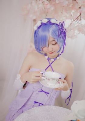 日本动漫伦肉肉xx_蓝光免费在线观看
